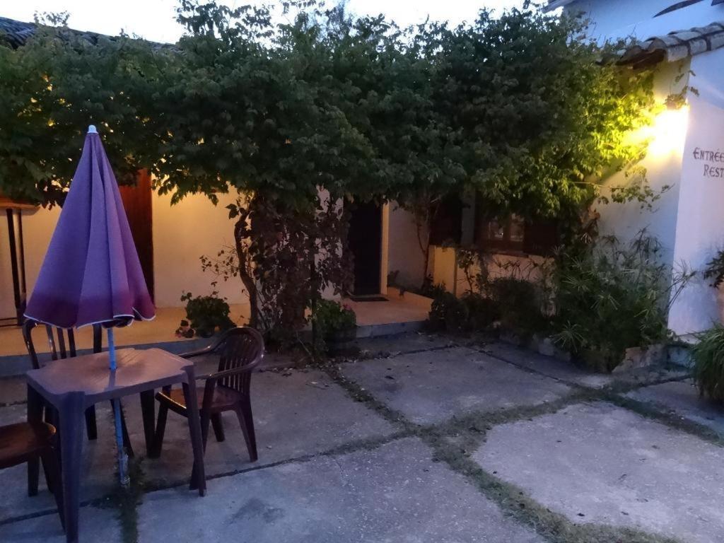 Auberge De La Fadaise Saintes-Maries-de-la-Mer Esterno foto